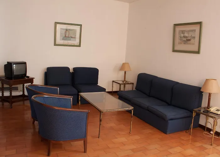 Cheap hotel: Hotel Cidadela