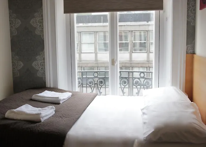 Maison d'hôtes: Metro Hotel