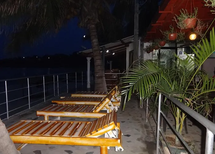 Dutch Bay Beach Cottages