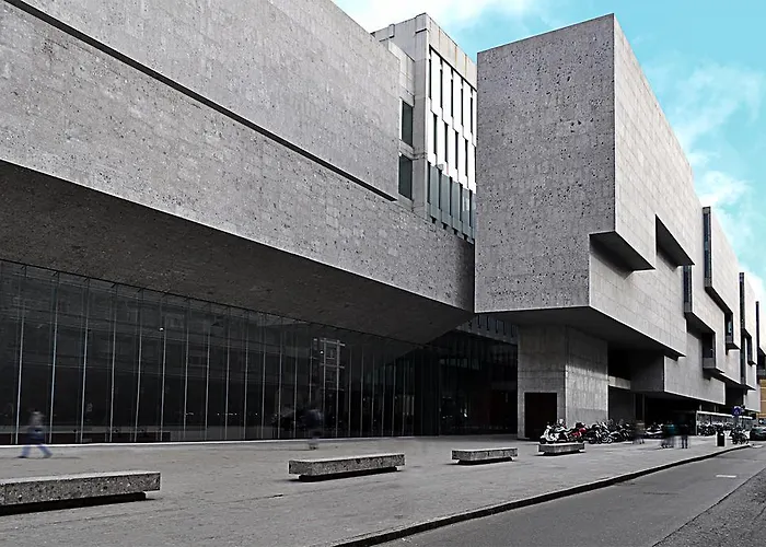 Albergo centrale: Bb Hotels Aparthotel Bocconi