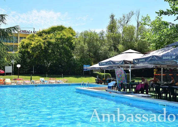 3-Sterne-Hotel: Ambassador Hotel