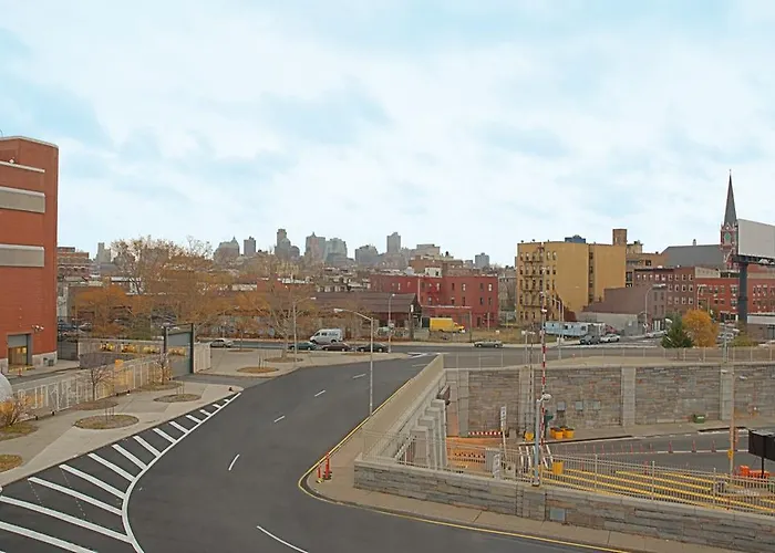 Hotel: Brooklyn Motor Inn