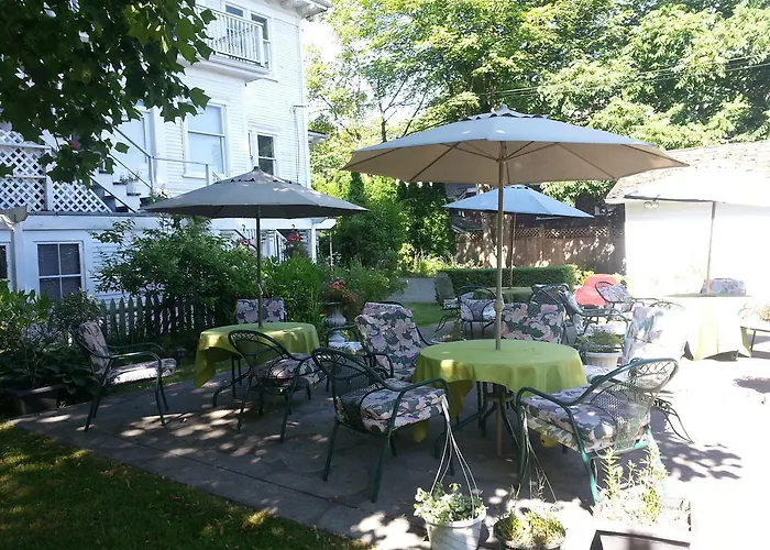 Guest house: Balfour House