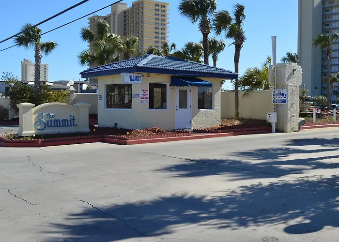 Romantic hotel: The Summit Condominiums