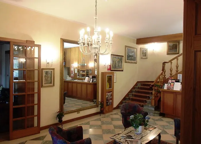 Hotel con piscina: Villa Belvedere