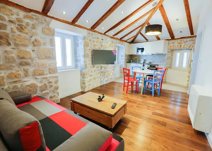 Vacation rental: Castellum Apartments