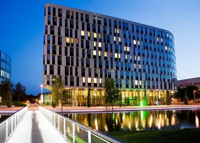 Golf Hotel: Courtyard By Marriott Vienna Prater/Messe