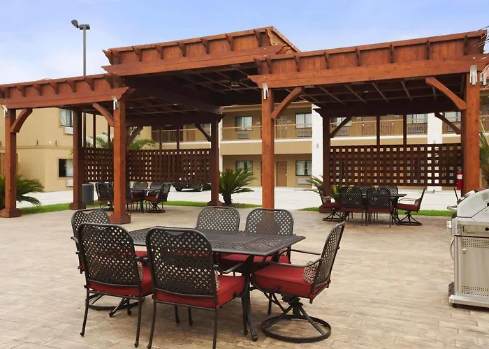 Airport Hotel: Days Inn & Suites By Wyndham Houston North-Spring