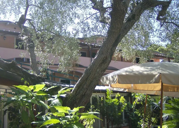 Hotel con tennis: Hotel Fiascherino