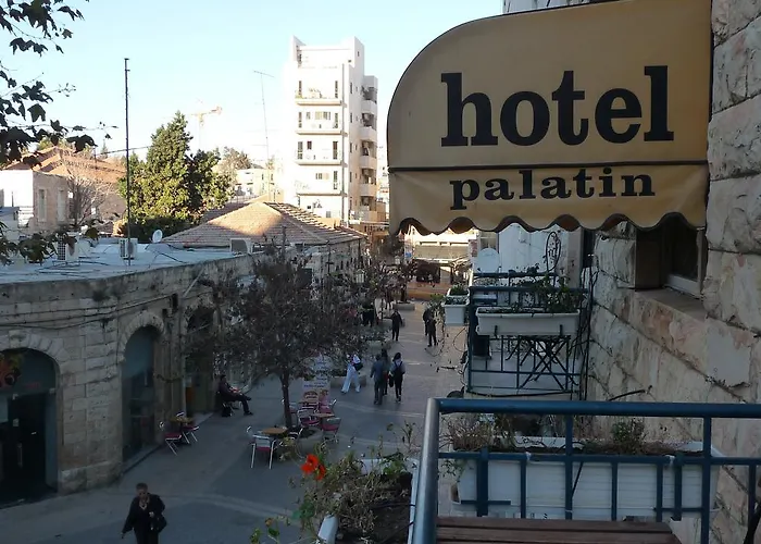 Hotel de 3 estrellas: Jrose Hotel