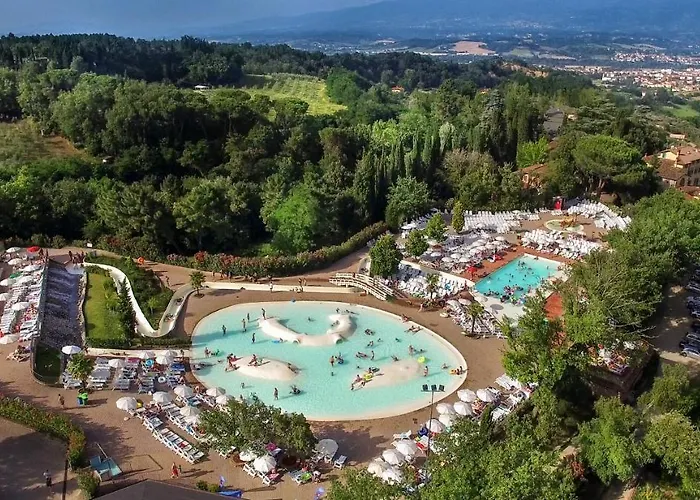 Welkom Hotel: Hu Norcenni Girasole Village