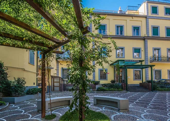  Villa Albina