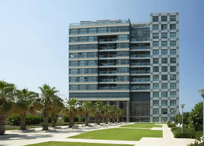 מלון דירות אוקיינוס במרינה דירות עם נוף לים