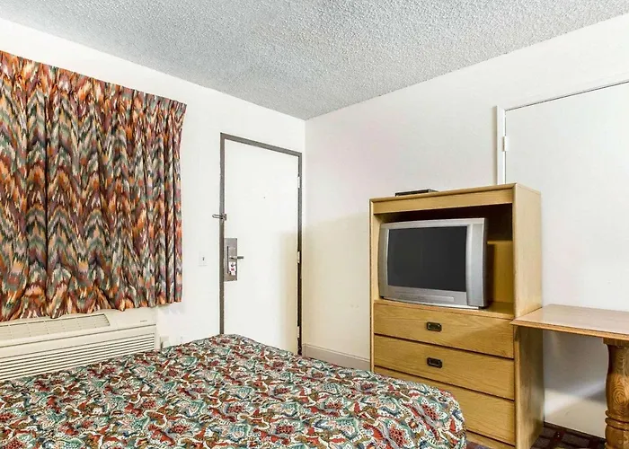 Motel: Rodeway Inn Wildwood