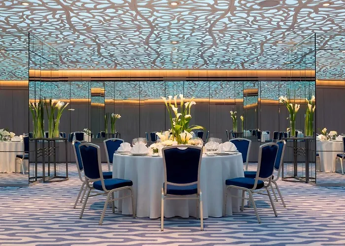 5 star hotels Le Gray