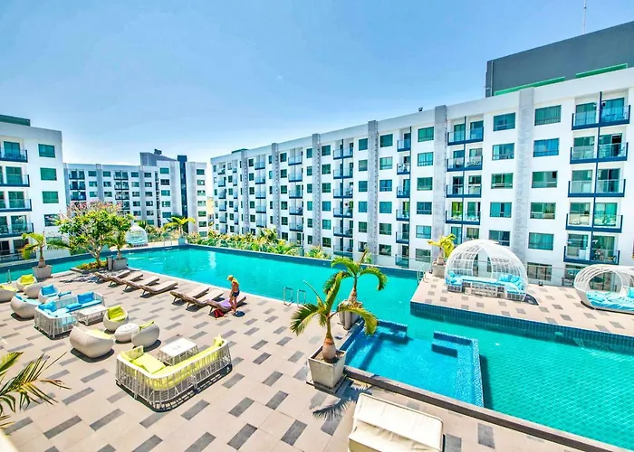  Arcadia Beach Resort Pattaya