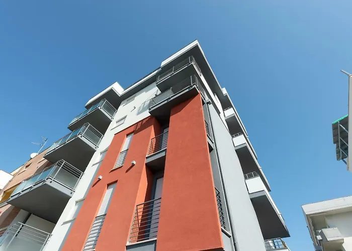  Boca Marina