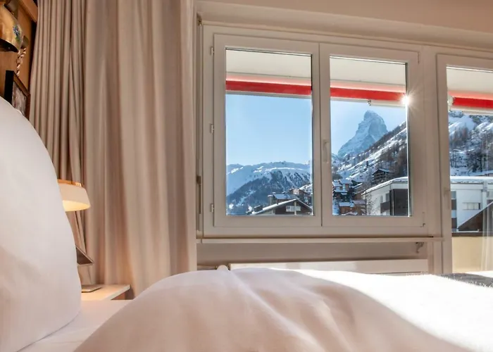 Hotel com jacuzzi: Schweizerhof Zermatt - A Small Luxury Hotel
