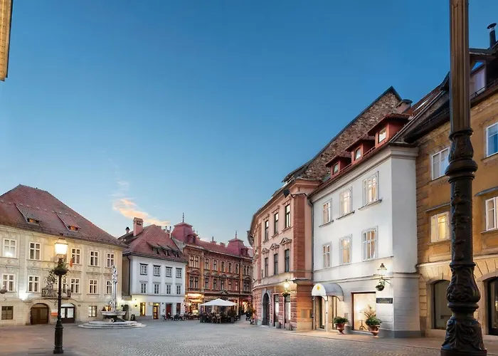 Boutique hotel only: Hotel Galleria