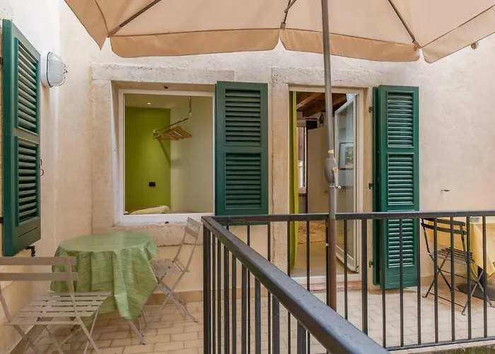  Vecchia Verona Rooms & Apartments