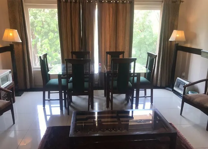 B&B only: Jasmine Inn