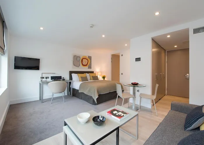 Lodge: The Rosebery By Supercity Aparthotels