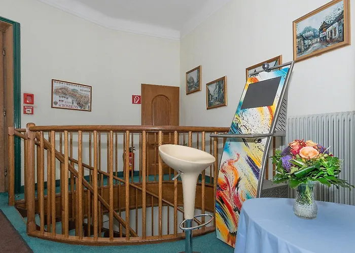 B&B: Pension Neuer Markt