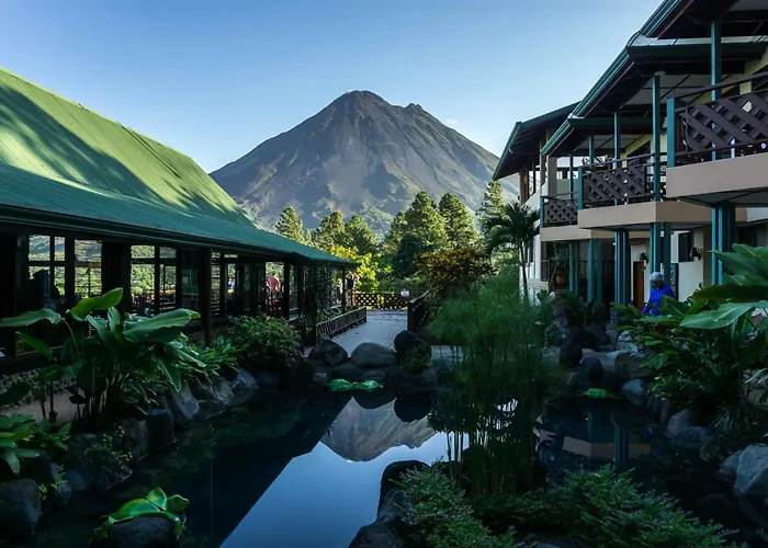 Vacation homes Arenal Observatory & Trails