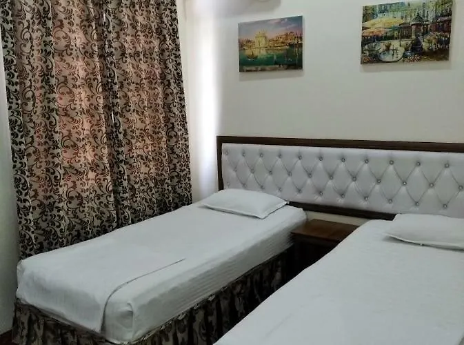 Hotel "Grand Way"