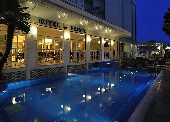 Hôtel Jacuzzi: Hotel De France