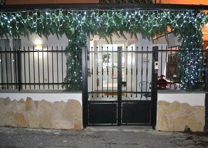  Tibur Star Guest House