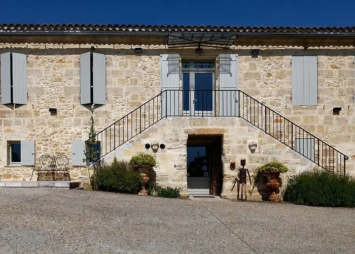 Hôtel accueillant les animaux: Chateau Croix De Labrie