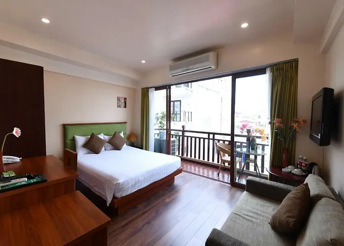 Hanoi Old Quarter Hotel & Travel