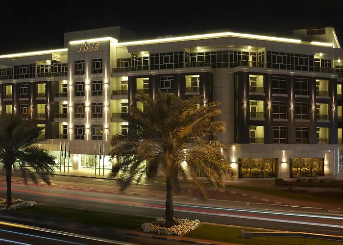 Hotels With Four Stars Time Grand Plaza , Dubai Airport
