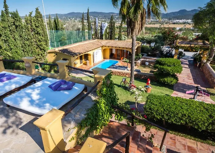 Centraal gelegen hotel: Pikes Ibiza (Adults Only)