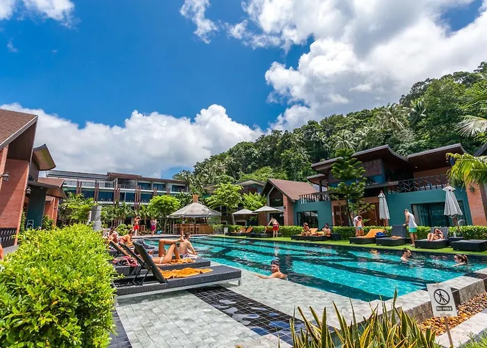 Hotel de playa: Chaokoh Phi Phi Hotel And Resort- Sha Extra Plus