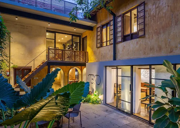 5 star hotel: The Postcard Mandalay Hall, Kochi