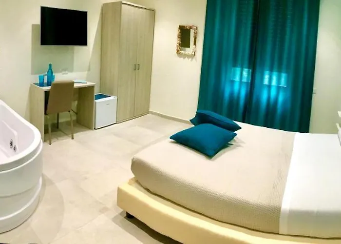 Hotel Jacuzzi: Insula B&B