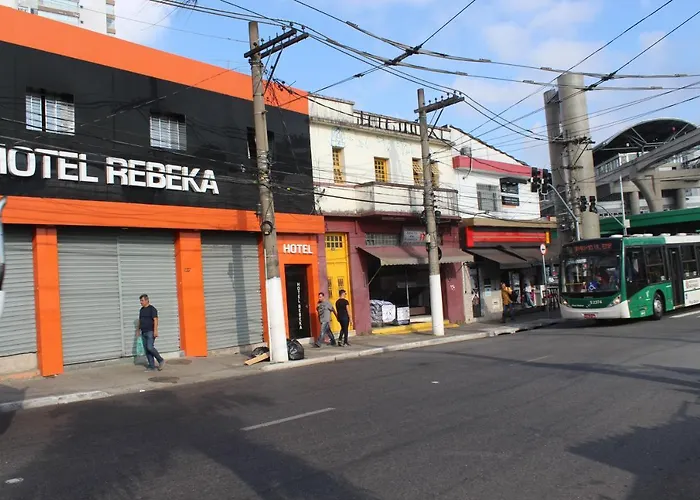 Hotel do aeroporto: Hotel Rebeka