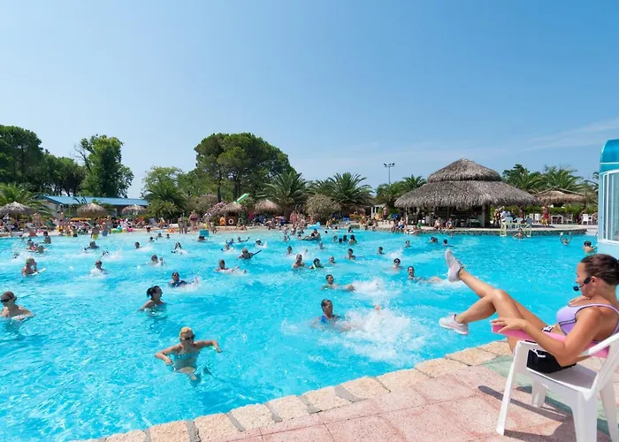 Hotel nahe College: Camping Village Pino Mare