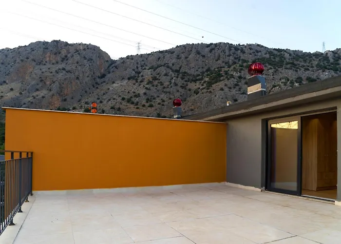 Mene Suites