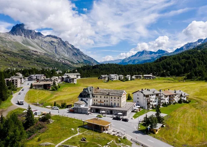 Ferienvermietung: Maloja Kulm Hotel