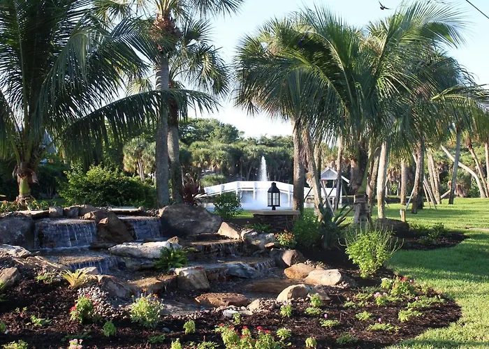 Hotel with Tennis: Casa Ybel Resort