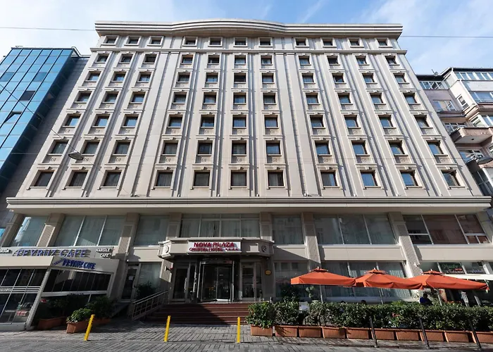 Nova Plaza Crystal & Spa