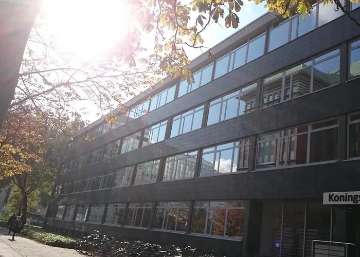 Hotel King'S Court